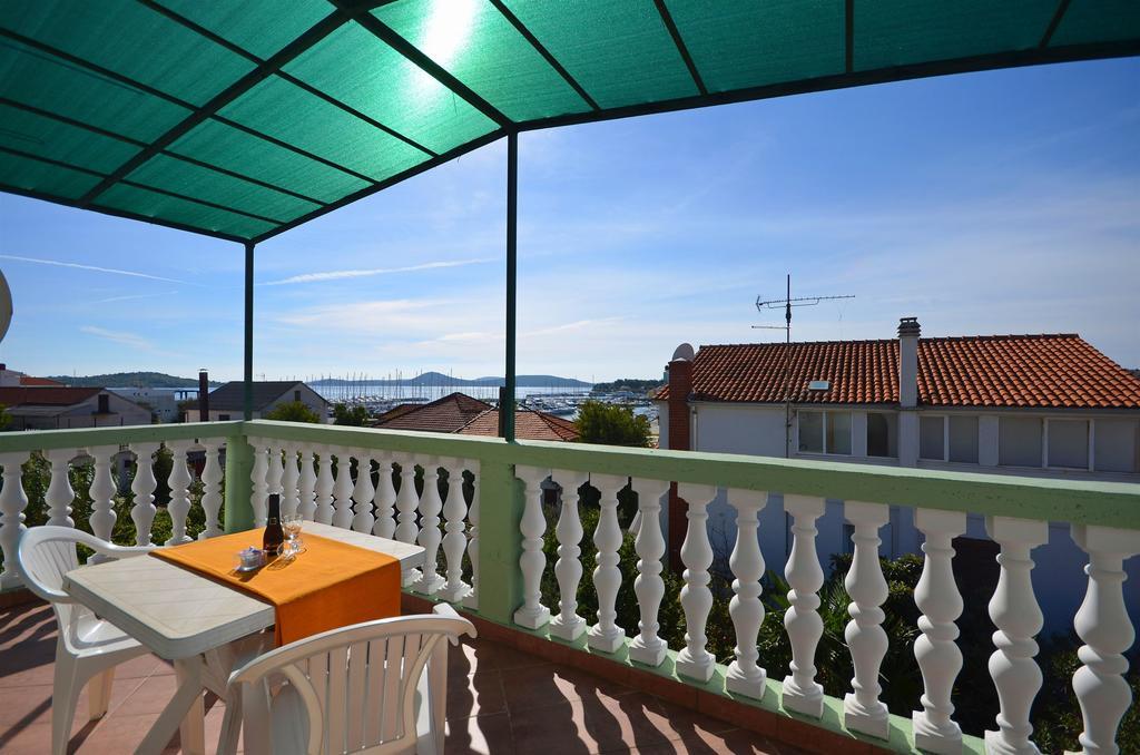 Apartments Nada Vodice Bagian luar foto