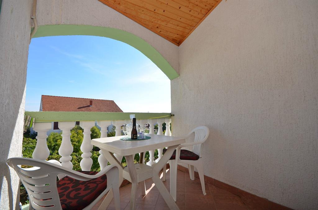 Apartments Nada Vodice Bagian luar foto