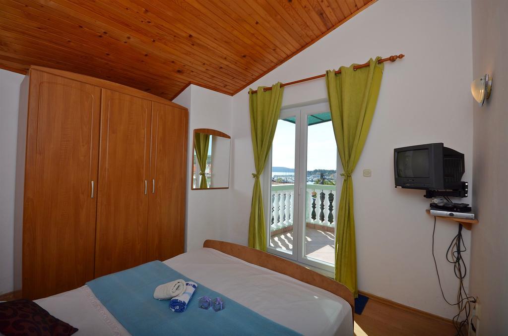 Apartments Nada Vodice Bagian luar foto