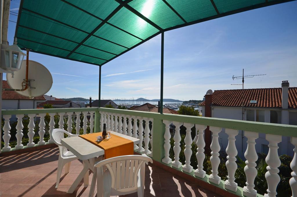 Apartments Nada Vodice Bagian luar foto