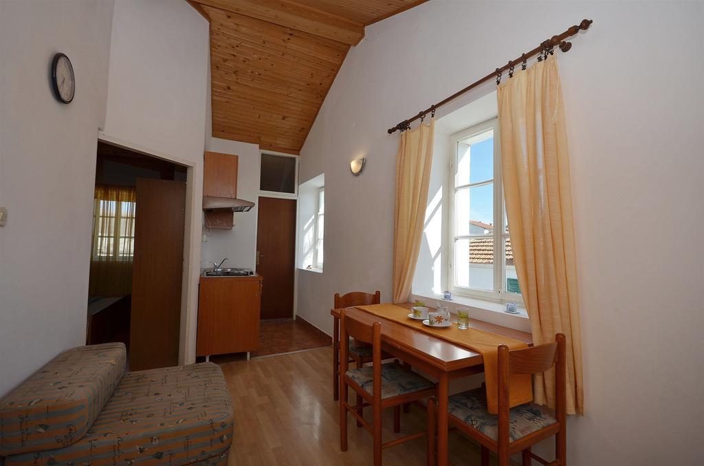Apartments Nada Vodice Bagian luar foto