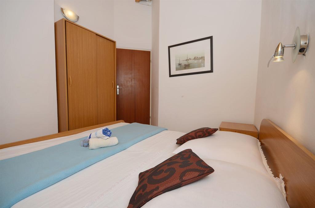 Apartments Nada Vodice Bagian luar foto